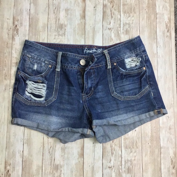 Amethyst Jeans Pants - 🌻 Women’s Amethyst Jean Shorts Distressed Size 9